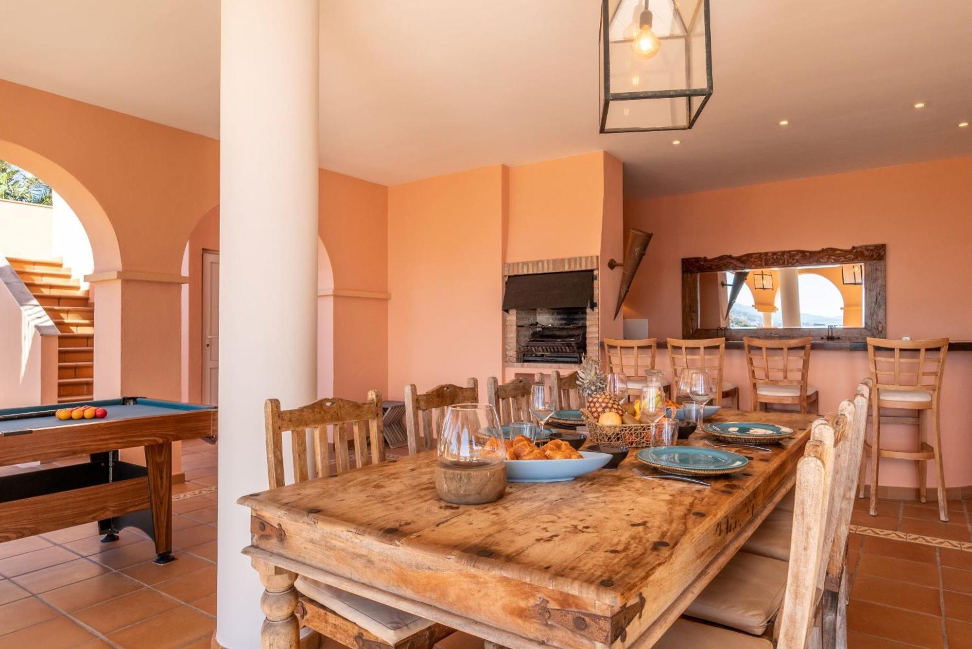 Beachside Villa With Panoramic Sea Views Benalmádena Exterior foto