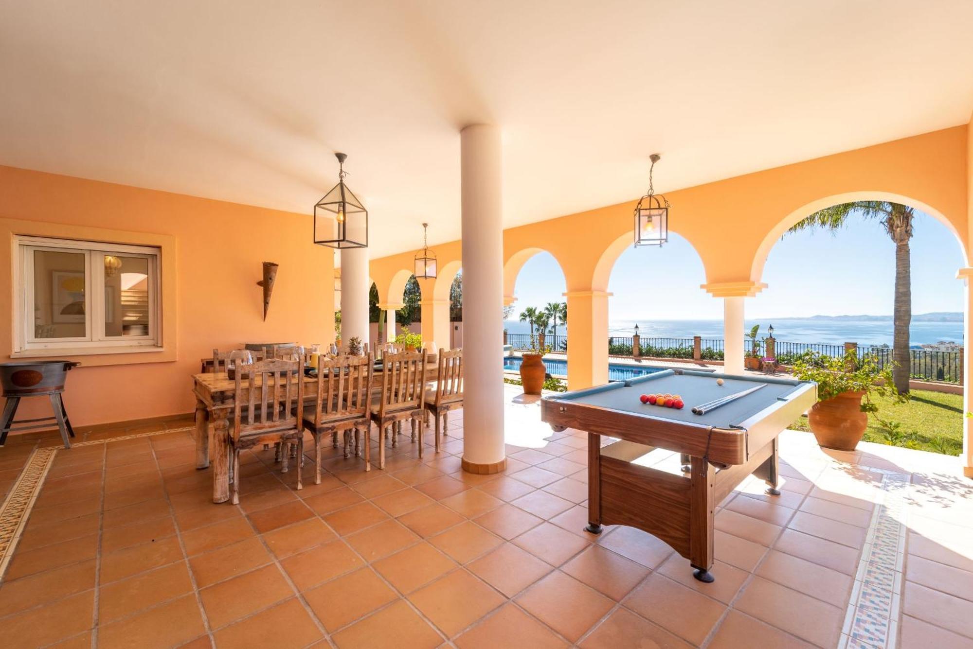 Beachside Villa With Panoramic Sea Views Benalmádena Exterior foto